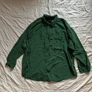 Vintage green button up collared shirt XXL rayon flowy slinky academia preppy